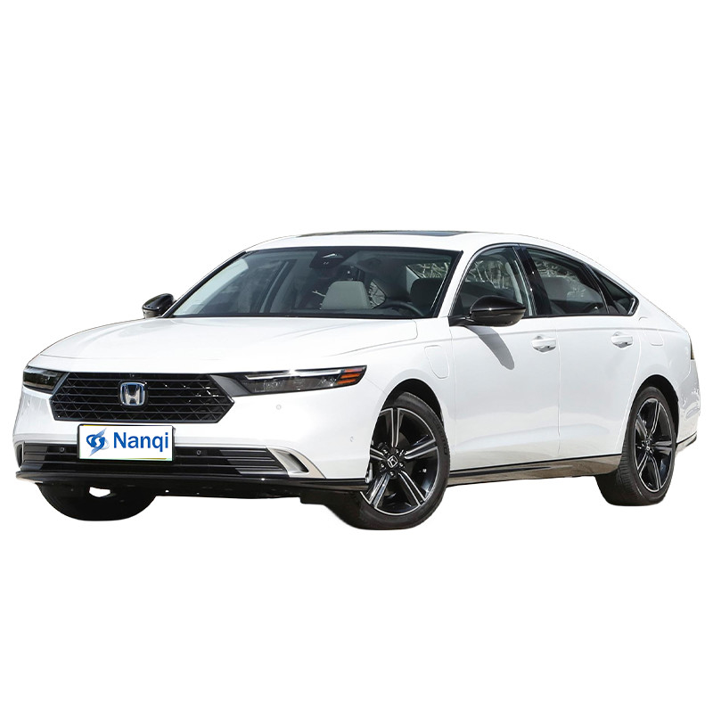 Honda Accord PHEV Гибридный электромобиль Средний размер 4 двери 5 мест Седан